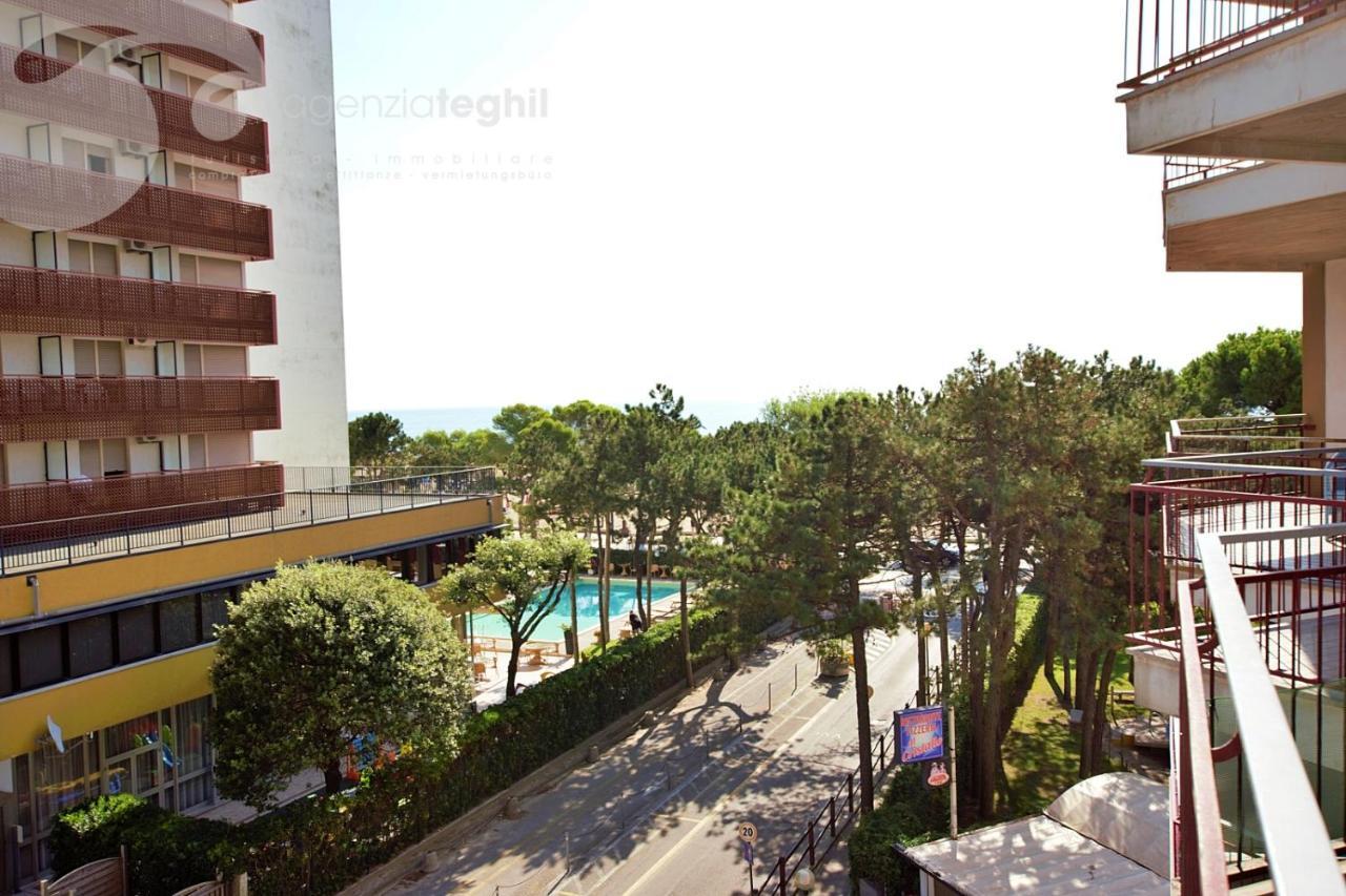 Condominio Cristallo Lignano Sabbiadoro Kültér fotó